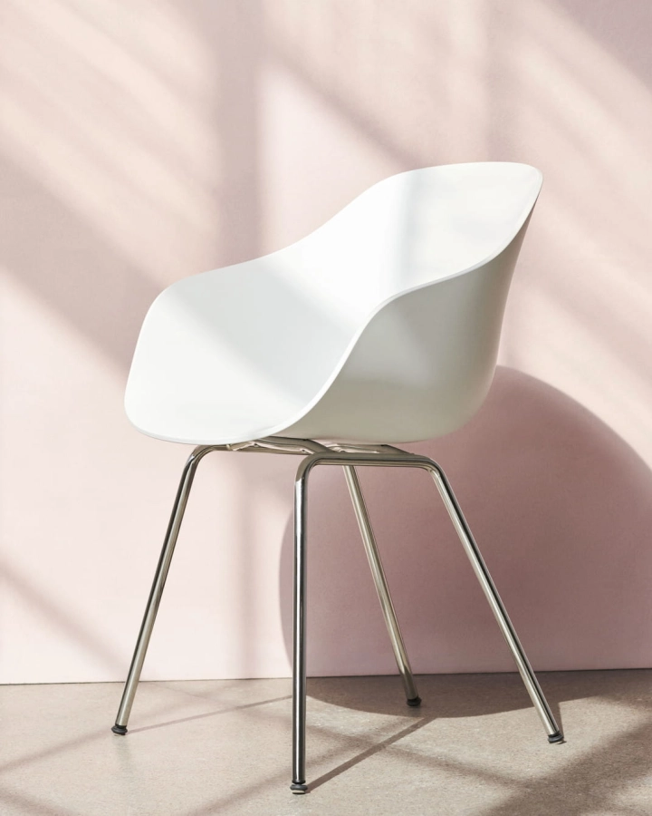 AAC226 white 2.0 shell chrome base.jpg