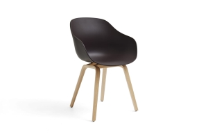 HAY krzesło ABOUT A CHAIR AAC222 raisin 2.0 / lakierowany dąb