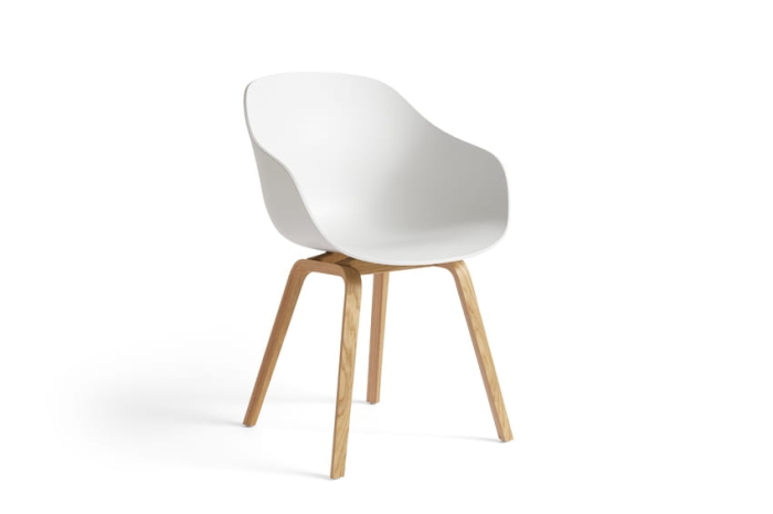 AC106-D159-AA51_AAC 222 white 2.0 shell_wb lacquer oak base.jpg
