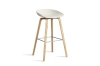 AA006-D156-AA51_AAS 32 H75 melange cream 2.0 shell_wb laquered oak base_stainless steel footrest.jpg