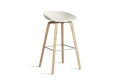 AA006-D156-AA51_AAS 32 H75 melange cream 2.0 shell_wb laquered oak base_stainless steel footrest.jpg