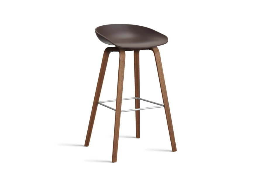 AB245-D132-AA51_AAS 32 H75 raisin 2.0 shell_wb laquered walnut base_stainless steel footrest.jpg