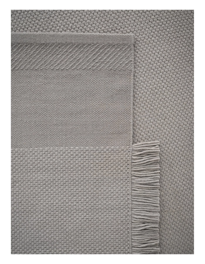 3300520_2_Linie_Design_Silent_Path_Grey_Closeup_03_638072136350000000_1399x1800.jpg