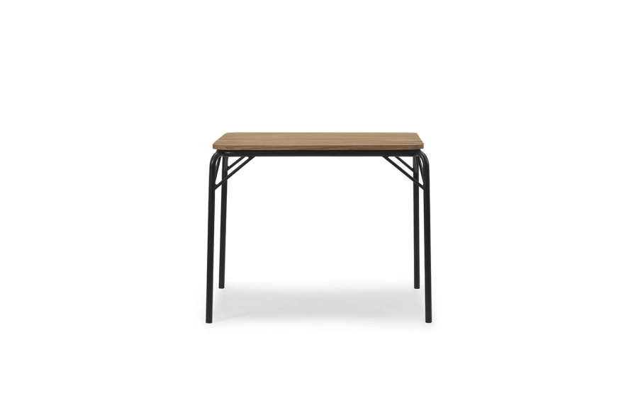 Vig Table 90 x 80 cm Wood2.png