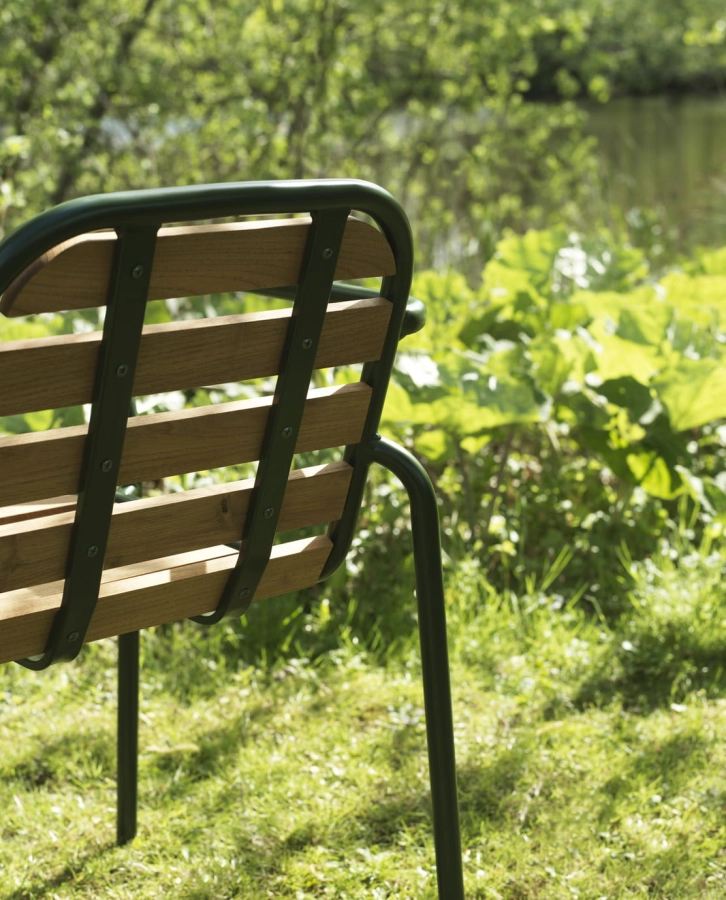 2023_Vig_Armchair_Wood_Dark_Green_Detail_01.jpg