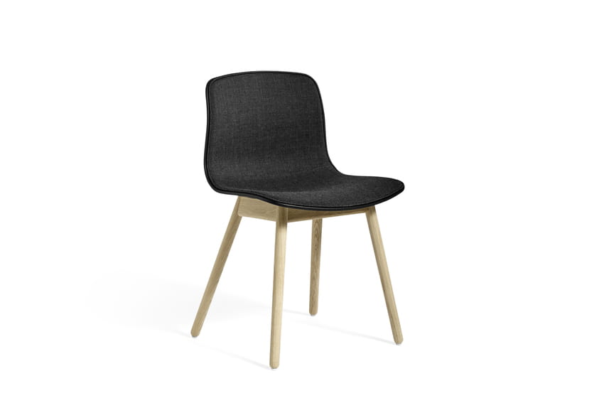 AA122-A004-AA01-01DT_AAC 12 black 2.0 shell front uph Remix 173_soaped oak base.jpg
