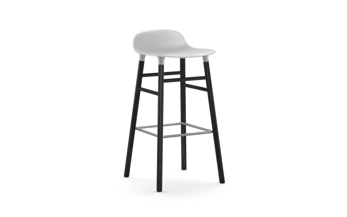 Form Barstool 75 cm Black1.png