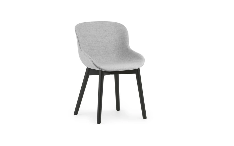 708532_Hyg_Chair_Full_Uph_LDS08_Black_Oak_01.jpg