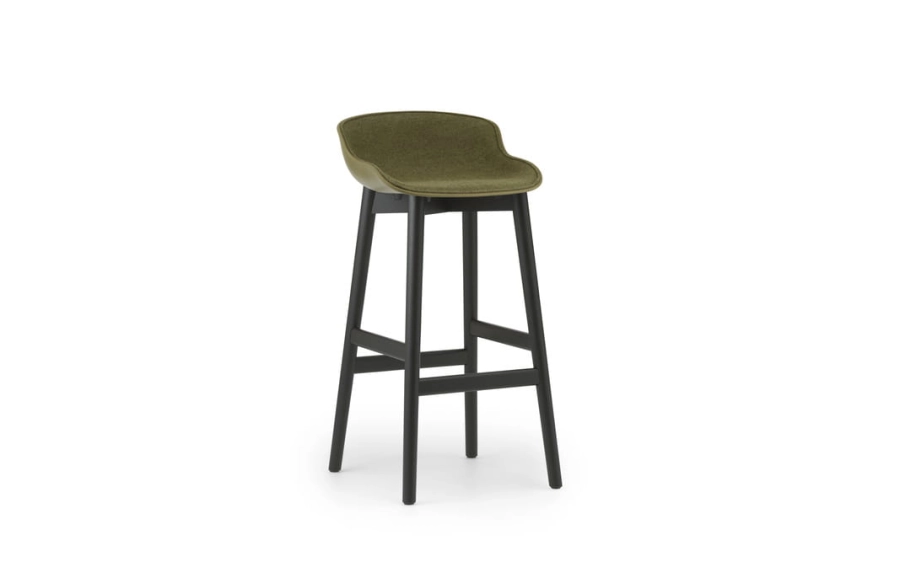 709562_Hyg_Barstool_75cm_Front_Uph_Olive_LDS48_Black_Oak_01.jpg