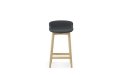 709303_Hyg_Barstool_65cm_Full_Uph_UDA25_Oak_02.jpg
