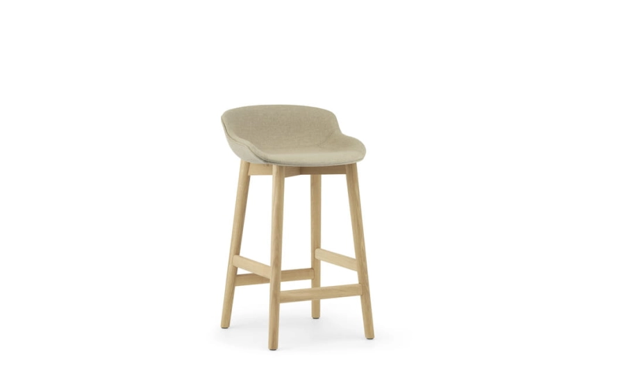 709302_Hyg_Barstool_65cm_Full_Uph_MLF20_Oak_01.jpg