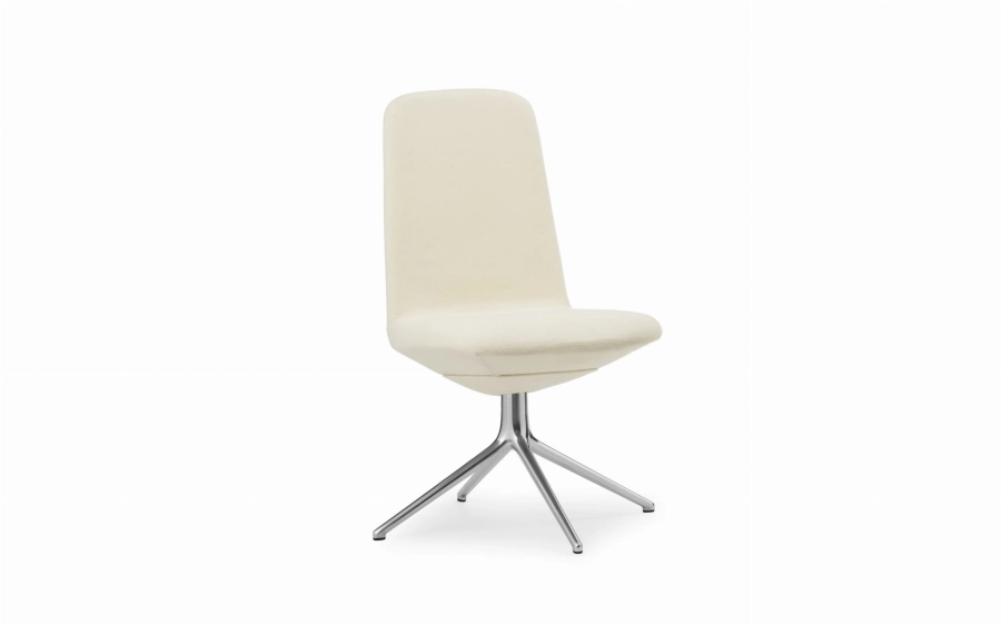 607384_Off_Chair_Low_4L_Alu_Hallingdal_65_0100_01.jpg