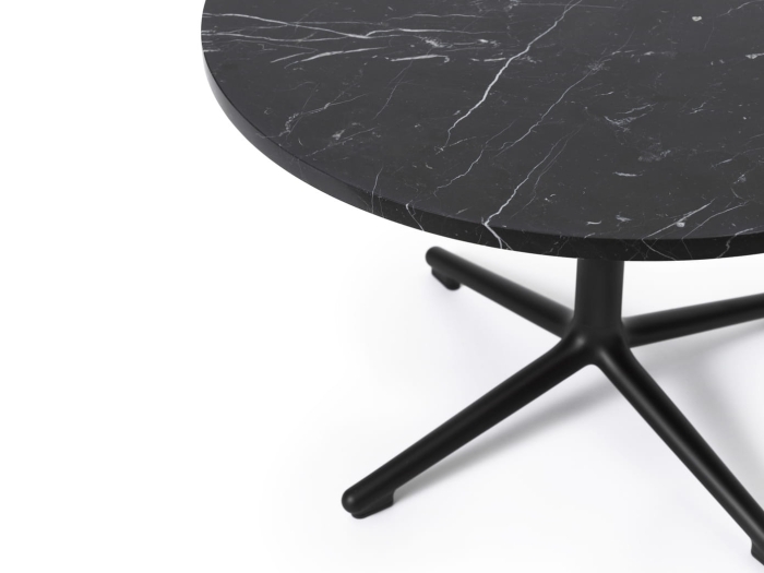 604165_Lunar_Coffee_Table_Black_Alu_H40_Ø70cm_Marble_Black_02.jpg
