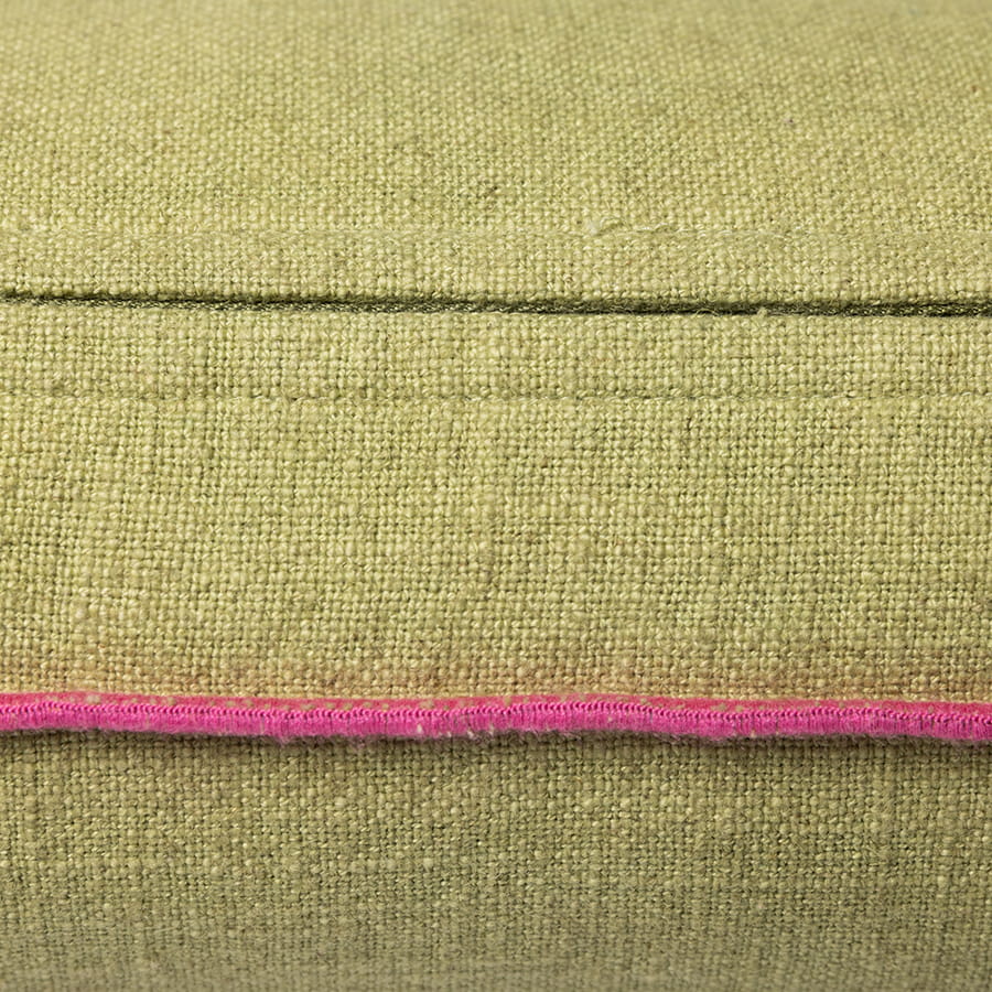 TKU2144 LR C 01.jpg