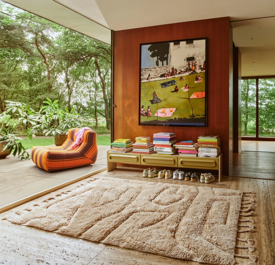 2324 Collection Hkliving Shoot 2 LR 6.jpg