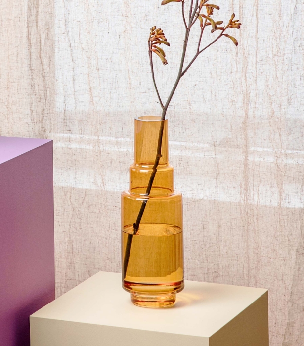 layer-vase-01-ravfarvet-100101-29764620550353.jpg