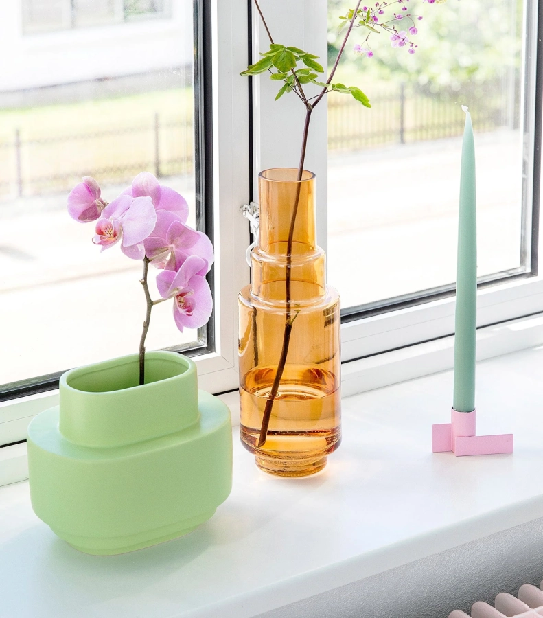 layer-vase-02-gron-100110-30223456469201.jpg.webp
