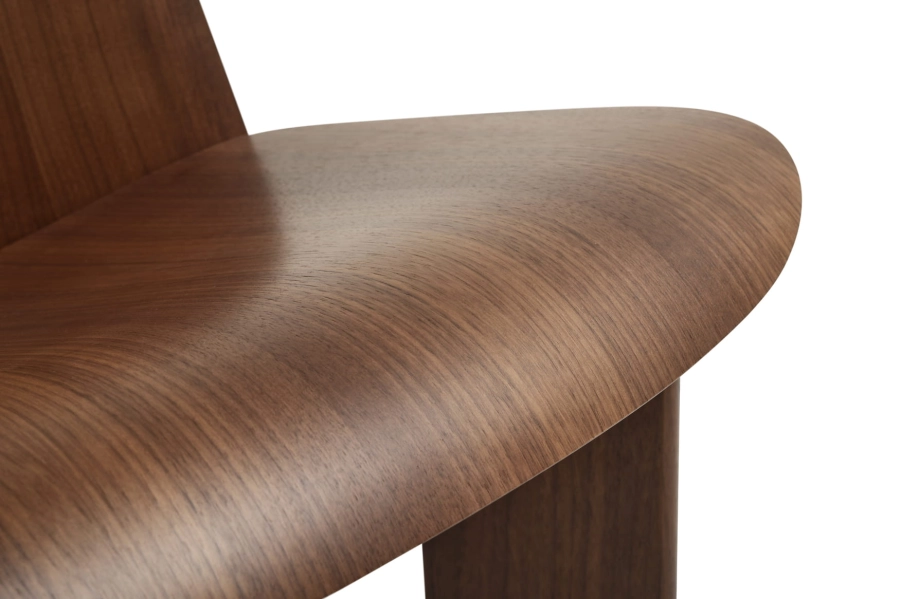 AD583-B476-AA51-01UF_Chisel Lounge Chair_wb lacquered walnut_detail 04.jpg