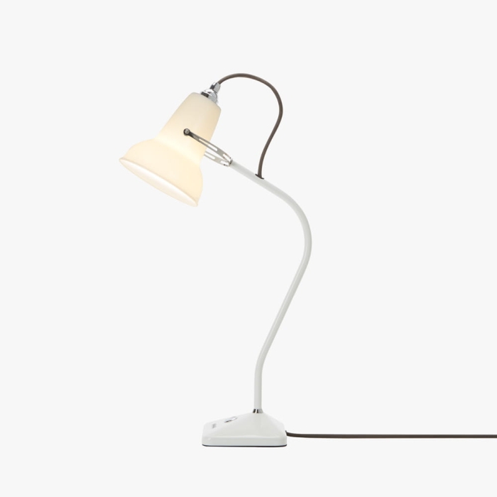 original_1227_mini_ceramic_table_lamp_1.jpg