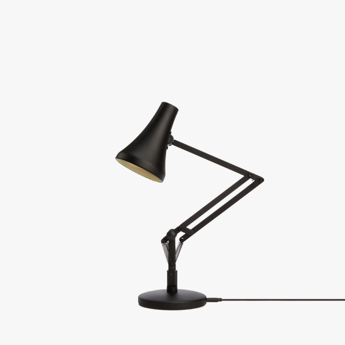 90_mini_mini_desk_lamp_carbon_black_2_2-4.jpg