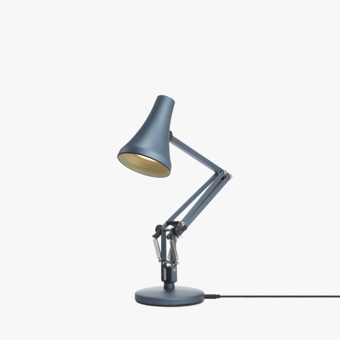 90_mini_mini_desk_lamp_steel_blue_3_web_2022.jpg