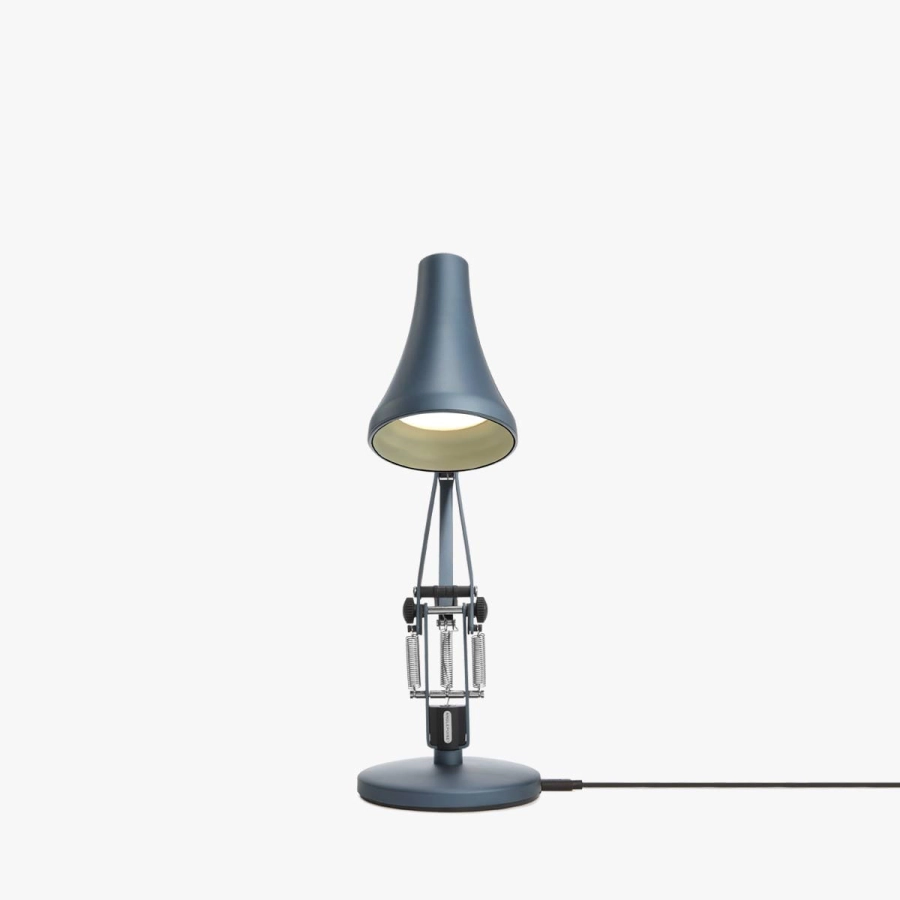 90_mini_mini_desk_lamp_steel_blue_4_web_2022.jpg