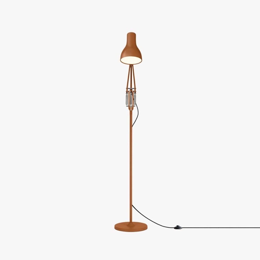 type_75_floor_lamp_brown_mh_3.jpg