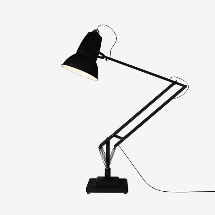 original-1227-giant-floor-lamp-jet-black-2-matte_1_1.jpg