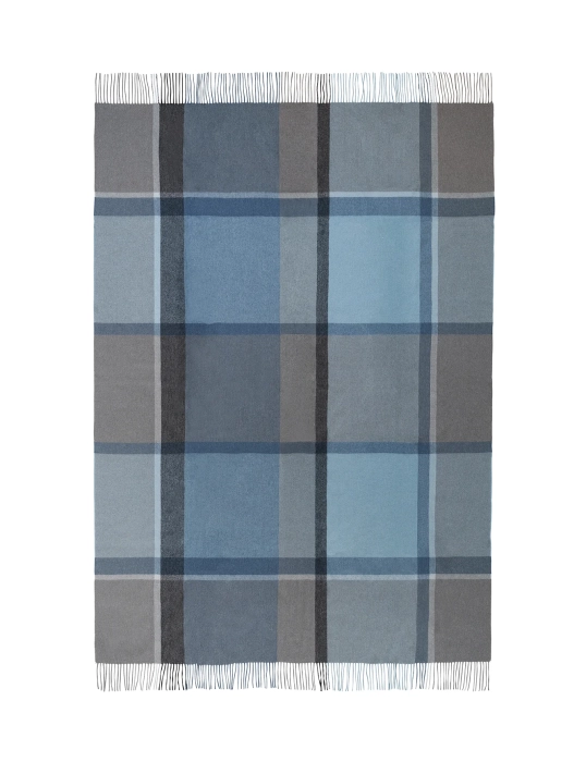Manhattan_throw-Throw-70002-Steel_blue_dusty_ocean-22_1800x1800.webp