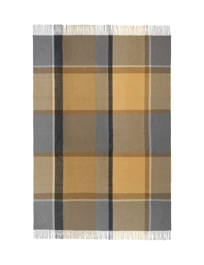 Manhattan_throw-Throw-70002-Yellow_ocher_smoked_glass-26_1800x1800.webp