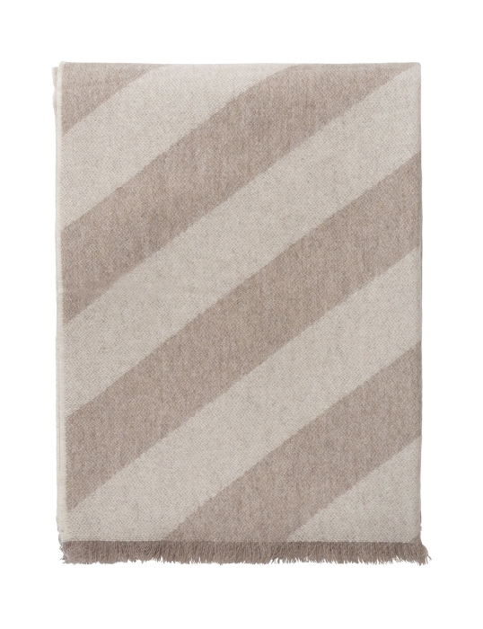 Fishbone_throw-Throw-70009-Camel-1_1800x1800.jpg