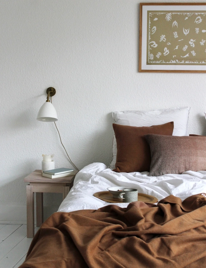 Horizon_cushion_cover_40x60_cm-Cushion-90003-Camel-11_1800x1800.webp