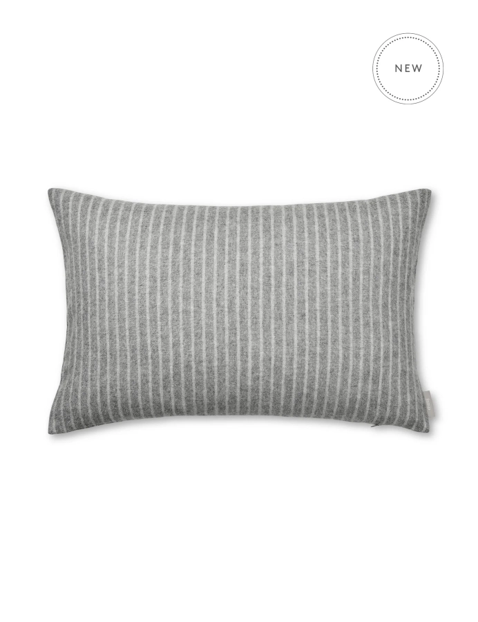 Stripes_cushion_cover_40x60cm-Cushion-90004-Grey-4_1800x1800.webp