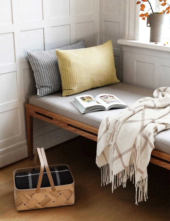 Stripes_cushion_cover_40x60cm-Cushion-90004-8_1800x1800.jpg