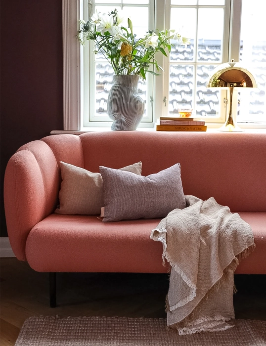Daisy_cushion_cover_30x50_cm-Cushion-95006-Light_plum-13_1800x1800.webp