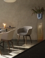 23190-en-fiber-conference-hallingdal-113-stained-dark-brown-still-75x65-black-ease-portable-lamp-taupe-strand-closed-60-raise-closercrop-muuto-org.jpg