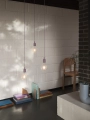 22955-en-e27-dusty-lilac-workshop-chair-oak-kink-vase-light-blue-muuto-org.webp