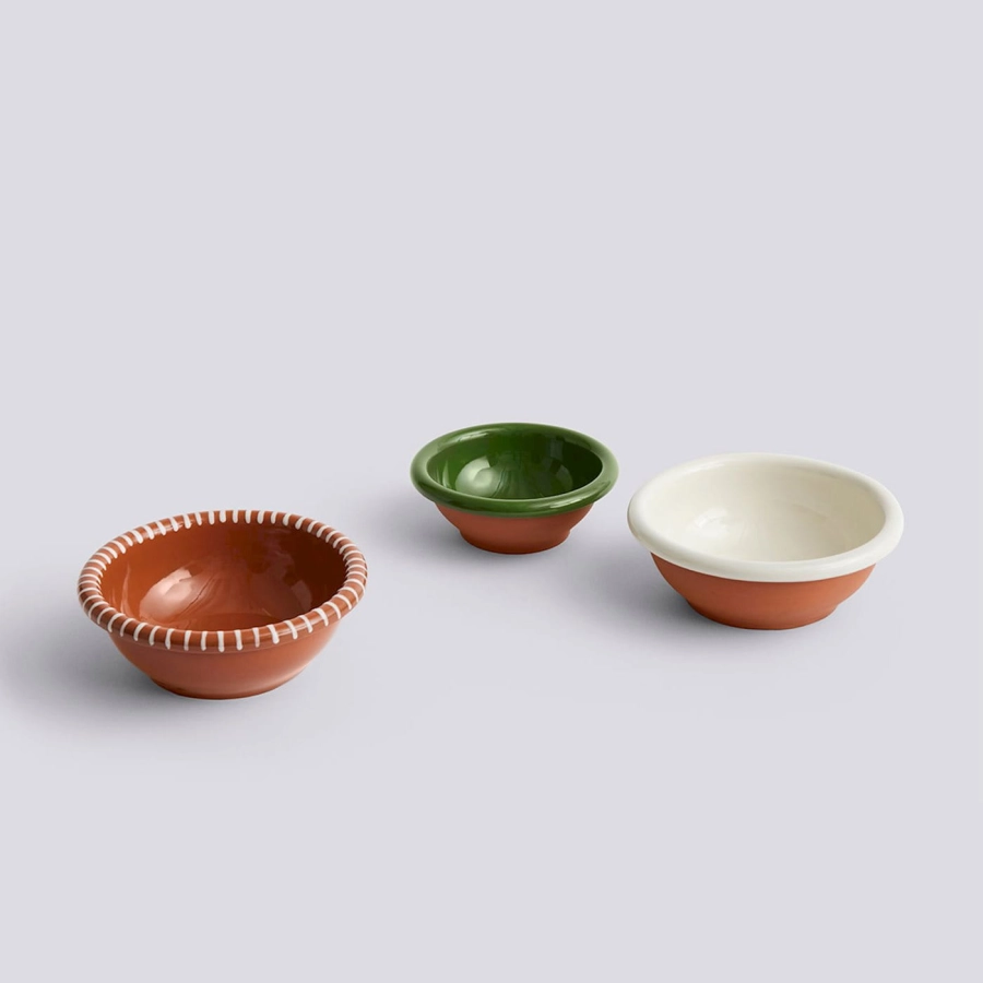 barro-salad-bowl_model.jpg