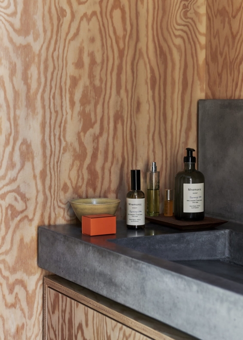 ATD_Retail_2024_Mnemonic Hand soap MNC1_Mnemonic Room spray MNC4.jpg