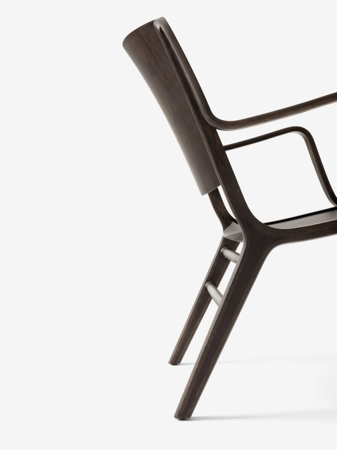 AX HM11_Dark Stained Oak &amp; Walnut_Detail_Side.jpg