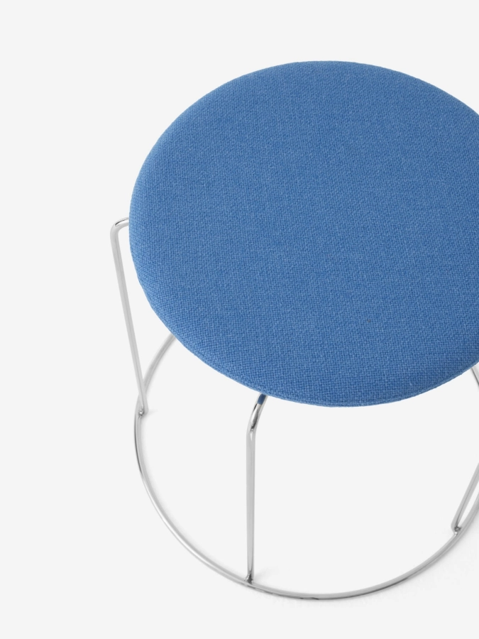 Wire Stool VP11_Stainless Steel w. Hallingdal 723 Seat Pad_Detail.jpg
