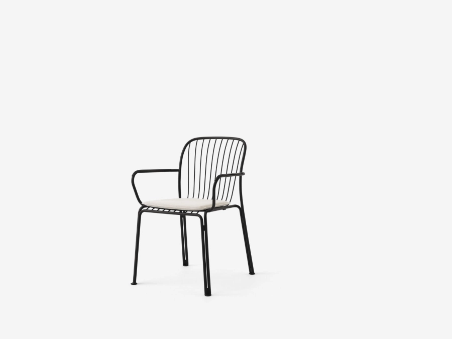 Thorvald SC95_Warm Black_Thorvald Chair Seat Pad_Heritage Papyrus.jpg