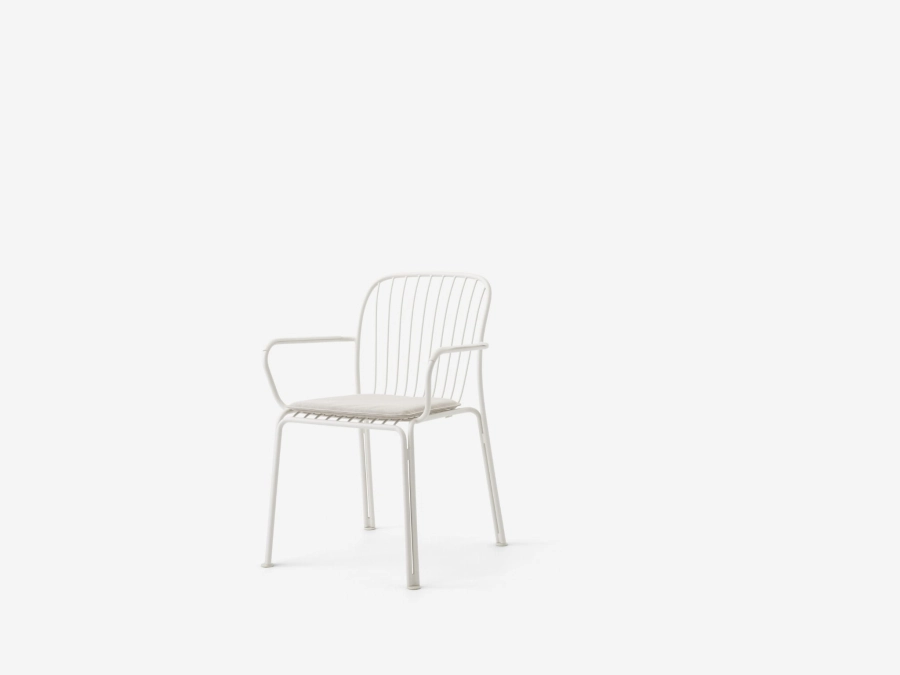 Thorvald SC95_Ivory_Thorvald Chair Seat Pad_Heritage Papyrus.jpg