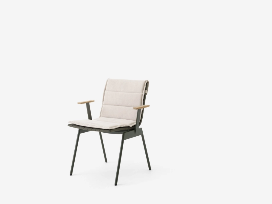Ville AV34_Bronze Green w. Teak_Ville Chair Cushion AV33_AV34_Heritage Papyrus.jpg