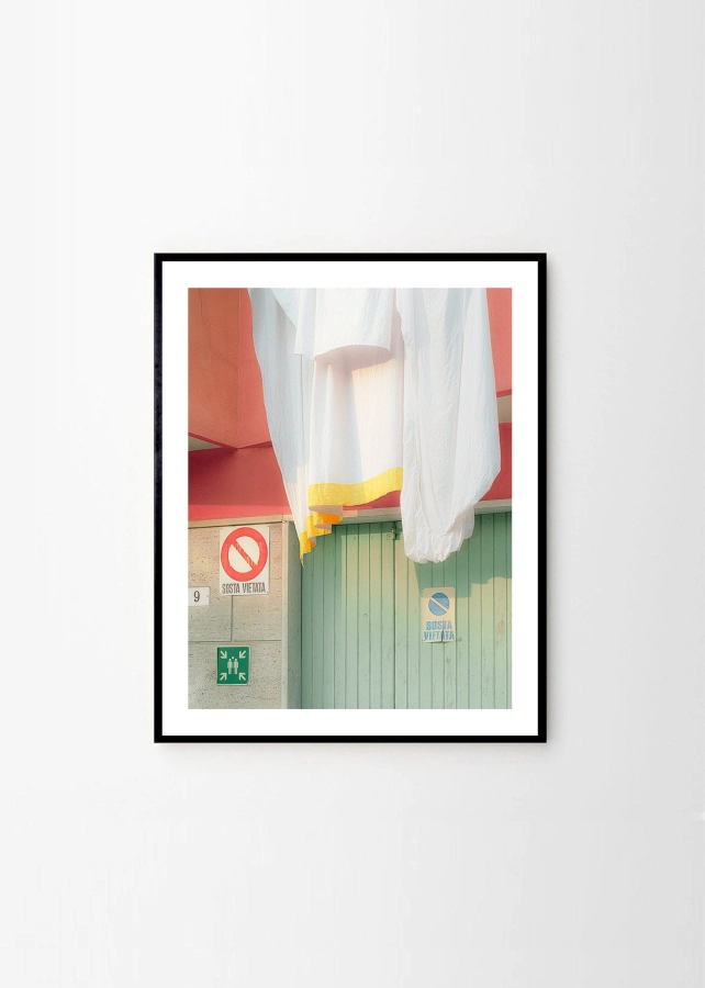 Lee_Burnett_Camogli_Frame_Black_Oak_Low_Res.jpg