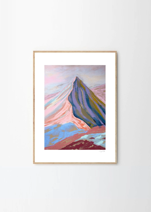 Mandy_Maria_Velvet_Peak_l_Frame_Oak_Low_Res.jpg