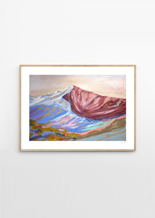 Mandy_Maria_Velvet_Peak_lV_Frame_Oak_Low_Res.jpg