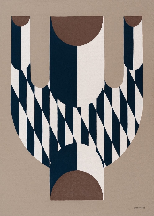 Studio_Paradissi_Vase_with_Diagonal_Pattern_Product_Low_Res.jpg