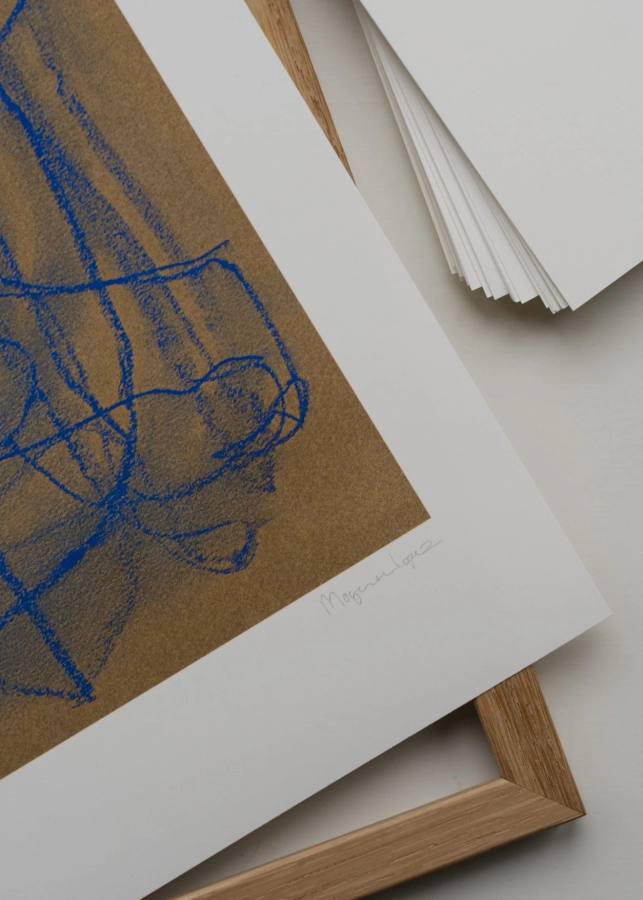 Berit_Mogensen_Lopez_Blue_Doodle_Close_Up_Low_Res.jpg