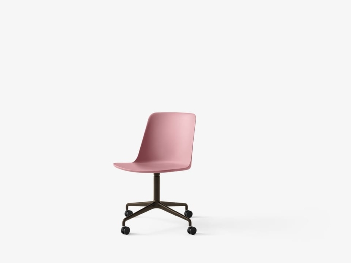 Rely HW21_Soft Pink w. Bronzed base.jpg